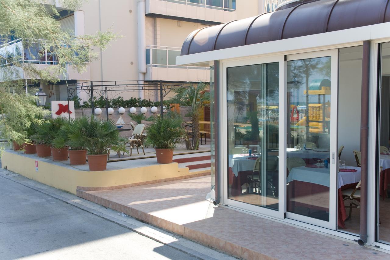 马里内拉度假酒店 加比切马莱 外观 照片